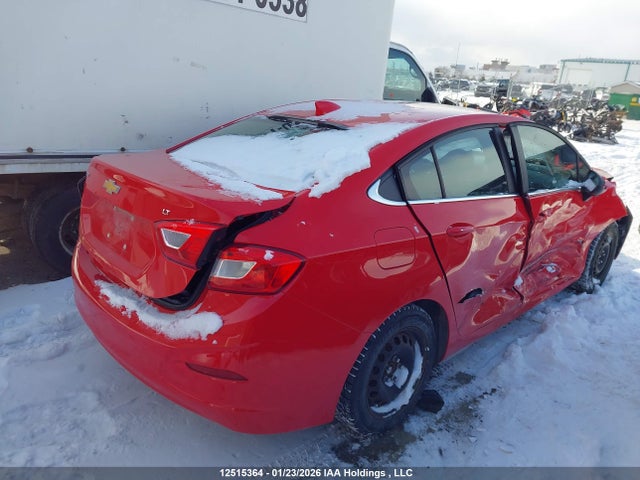 1G1BE5SM0J7141143 Chevrolet Cruze