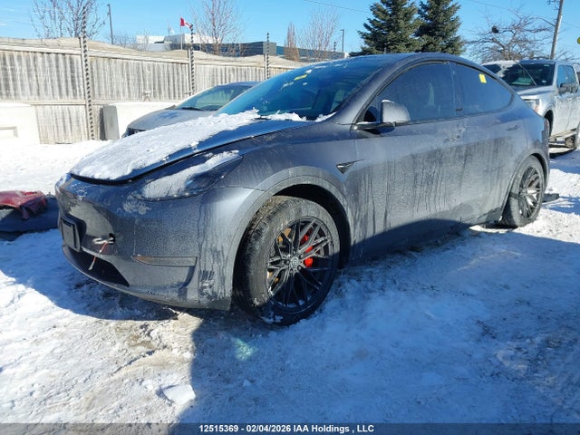 7SAYGDEF3NF381986 Tesla Model Y