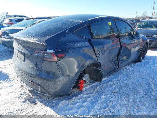 7SAYGDEF3NF381986 Tesla Model Y