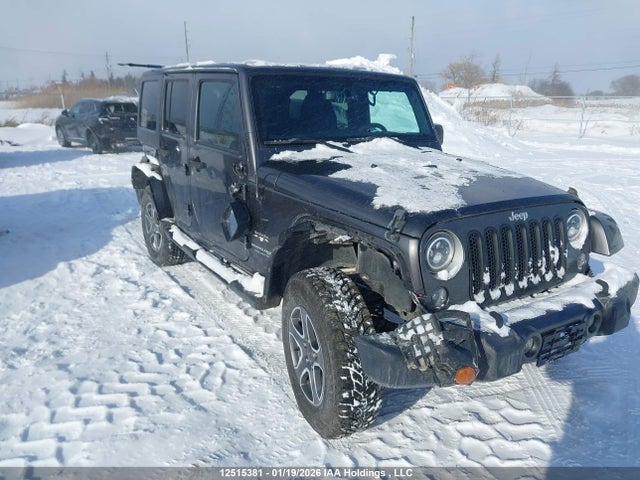 1C4BJWEG4JL885320 Jeep Wrangler Unlimited Sahara