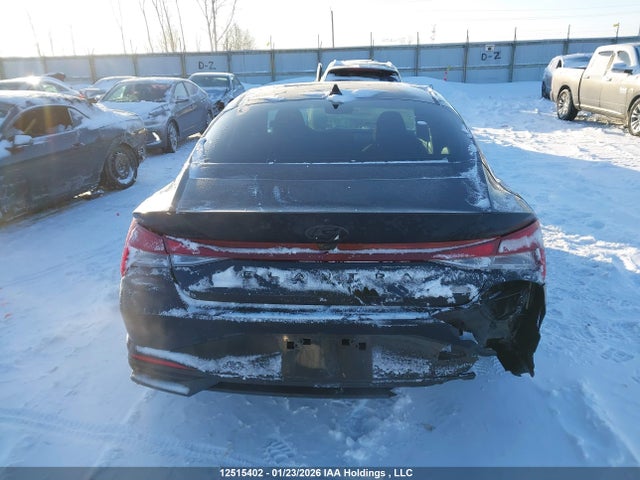 KMHLM4AG8MU076130 Hyundai Elantra Preferred Ivt With Sun And Tech Package