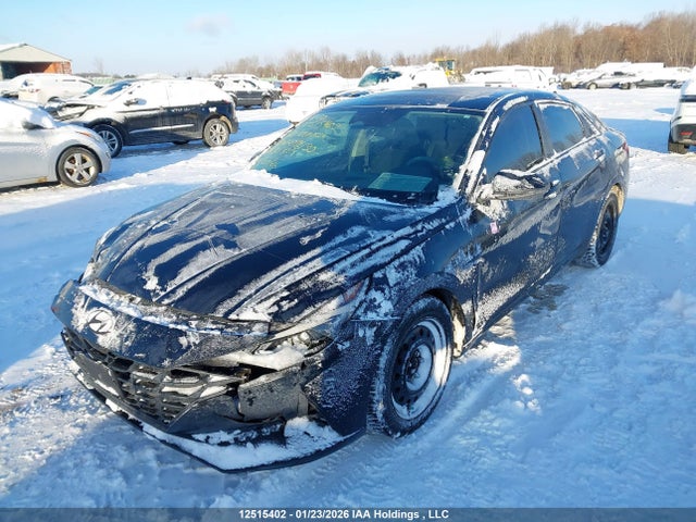 KMHLM4AG8MU076130 Hyundai Elantra Preferred Ivt With Sun And Tech Package