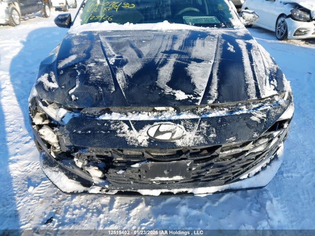 KMHLM4AG8MU076130 Hyundai Elantra Preferred Ivt With Sun And Tech Package