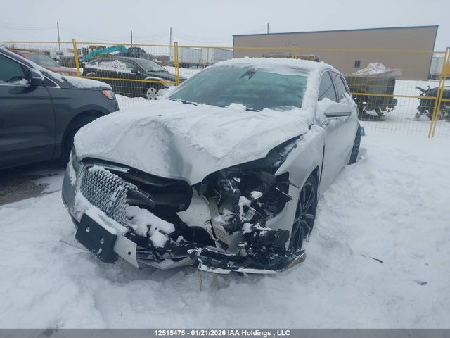 Lincoln MKZ 2019 3LN6L5FC3KR610988 Image 2