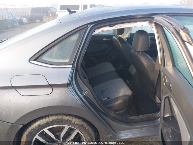 3VWEX7BU3SM028219 Volkswagen JETTA SE