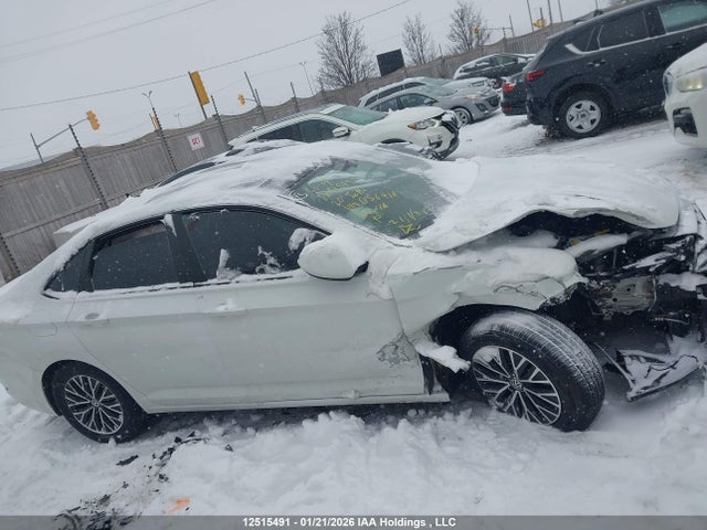 3VWEB7BU2LM056416 Volkswagen Jetta Highline