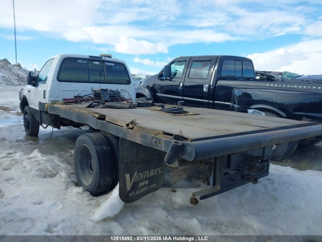 12515492 :رقم المزاد ، 1FDAF57P44EC67018 vin ، 2004 Ford F-550 Xl/xlt مزاد بيع