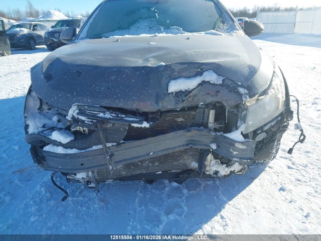 1G1PE5SBXF7253119 Chevrolet Cruze 2lt