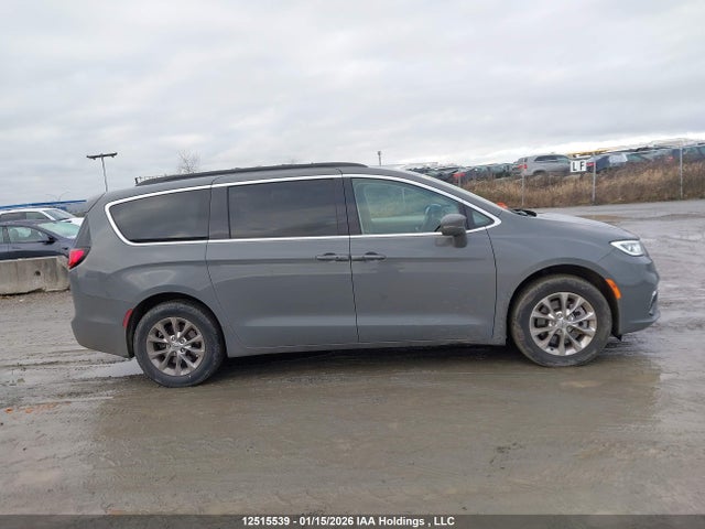 2C4RC3BG0NR214073 Chrysler Pacifica Touring L