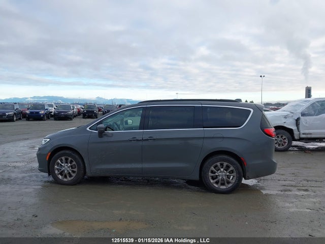 2C4RC3BG0NR214073 Chrysler Pacifica Touring L