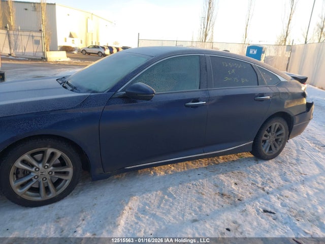 1HGCV1F97JA805775 Honda Accord Touring