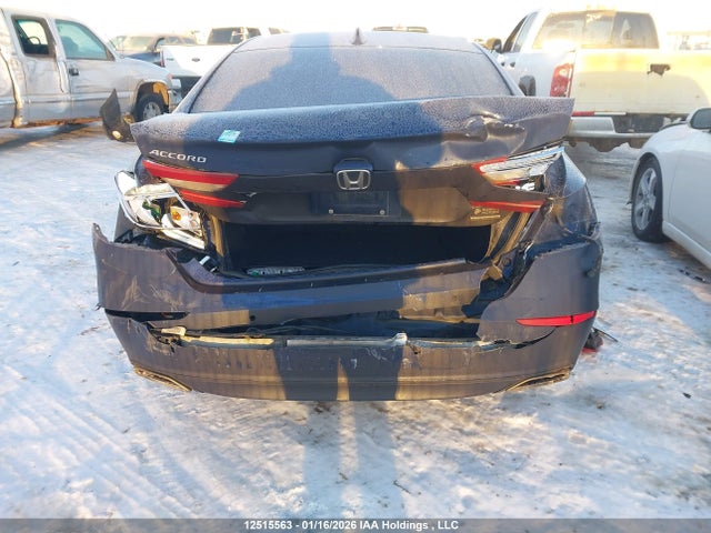 1HGCV1F97JA805775 Honda Accord Touring