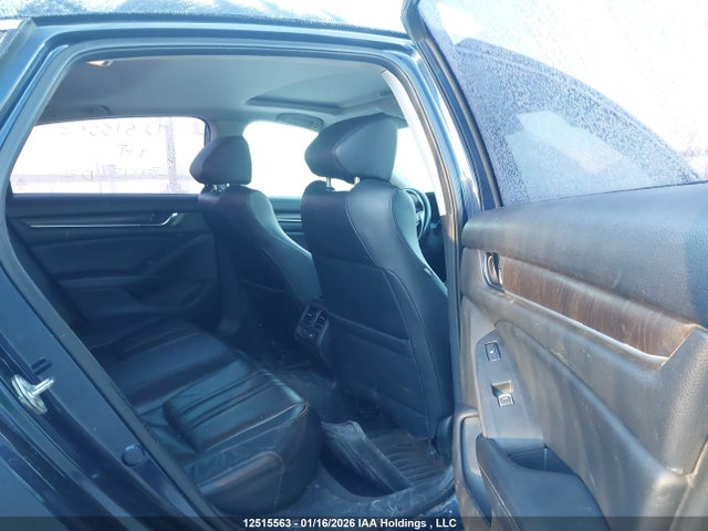 1HGCV1F97JA805775 Honda Accord Touring