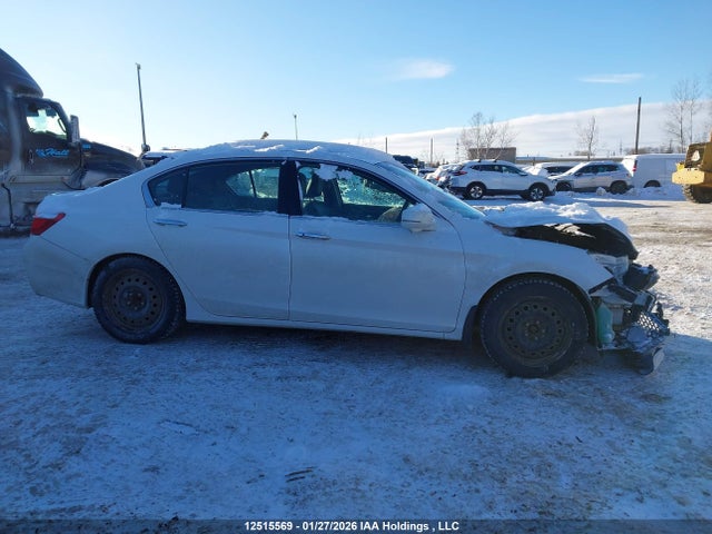 Honda Accord 2015 1HGCR3F99FA800472 Image 13