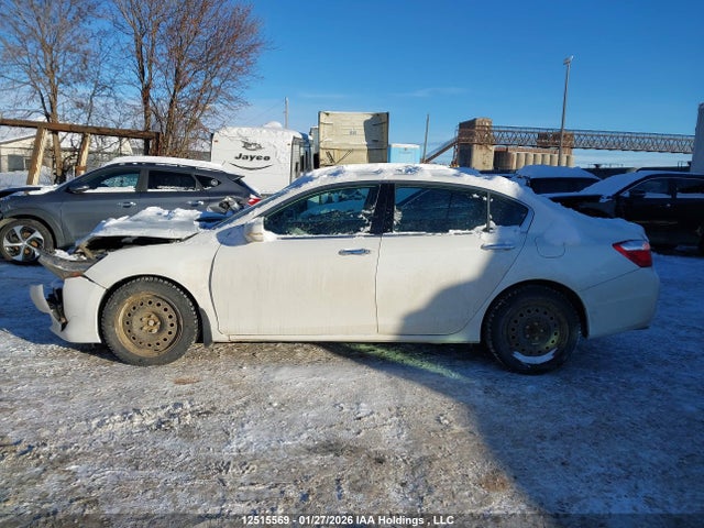 Honda Accord 2015 1HGCR3F99FA800472 Image 14