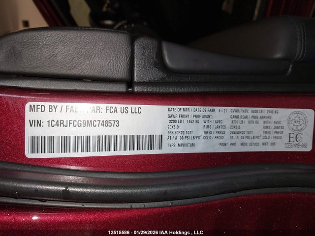 1C4RJFCG9MC748573 Jeep Grand Cherokee Overland