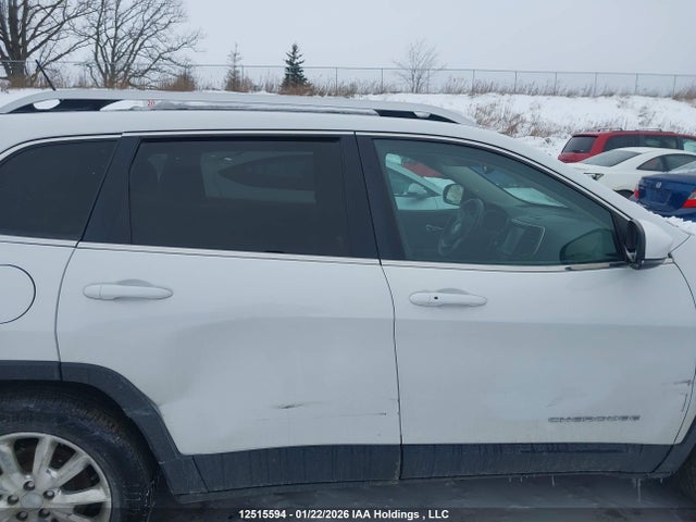 1C4PJMDS2FW568271 Jeep Cherokee