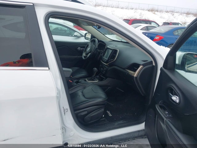 1C4PJMDS2FW568271 Jeep Cherokee