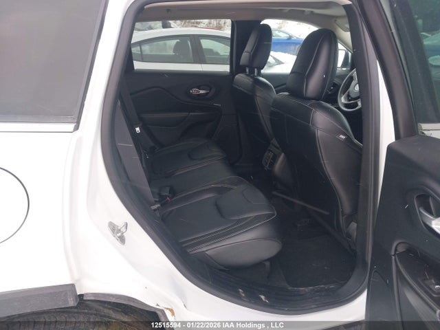 1C4PJMDS2FW568271 Jeep Cherokee