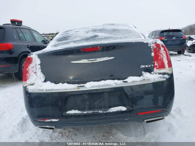 2C3CCAAG6FH813857 Chrysler 300 Touring
