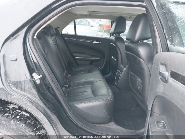 2C3CCAAG6FH813857 Chrysler 300 Touring