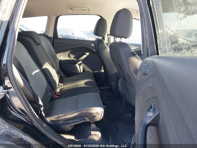 1FMCU0GX7GUA34052 Ford ESCAPE SE