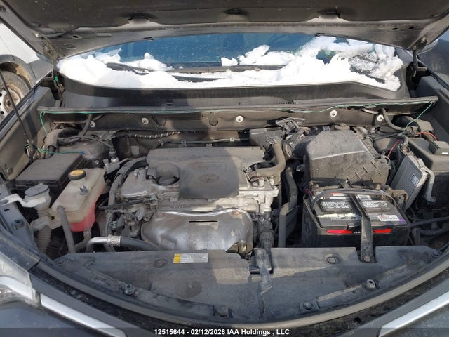 2T3WFREV2JW436900 Toyota Rav4 Adventure/xle