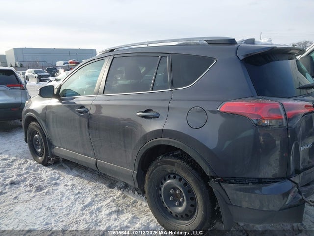 2T3WFREV2JW436900 Toyota Rav4 Adventure/xle