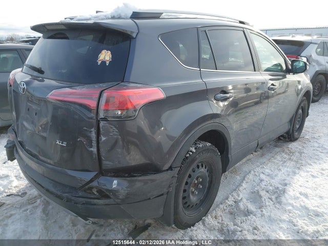 2T3WFREV2JW436900 Toyota Rav4 Adventure/xle