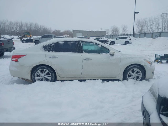 Nissan Altima 2015 1N4AL3AP1FN906037 Image 13