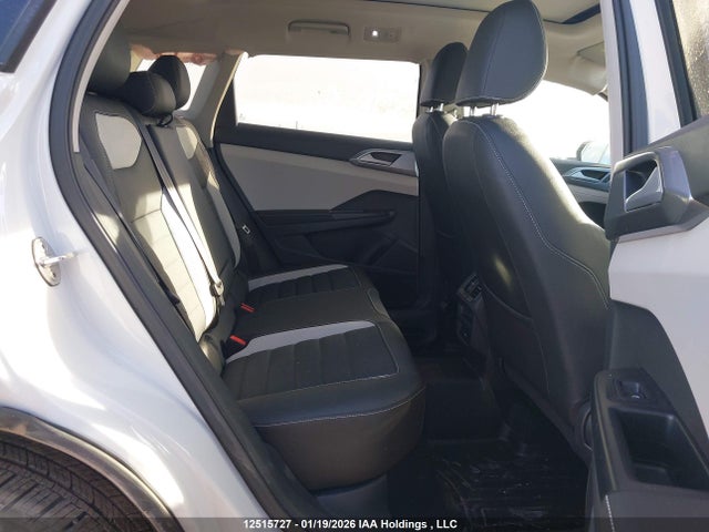 Volkswagen Taos Highline 2025 3VV4C7B2XSM049952 Image 7