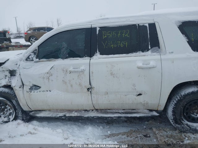 2015 Chevrolet Suburban C1500 მანქანა იყიდება აუქციონზე, vin: 1GNSC5EC4FR246769, აუქციონის ნომერი: 12515772