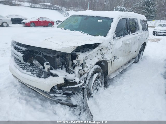 2015 Chevrolet Suburban C1500 მანქანა იყიდება აუქციონზე, vin: 1GNSC5EC4FR246769, აუქციონის ნომერი: 12515772