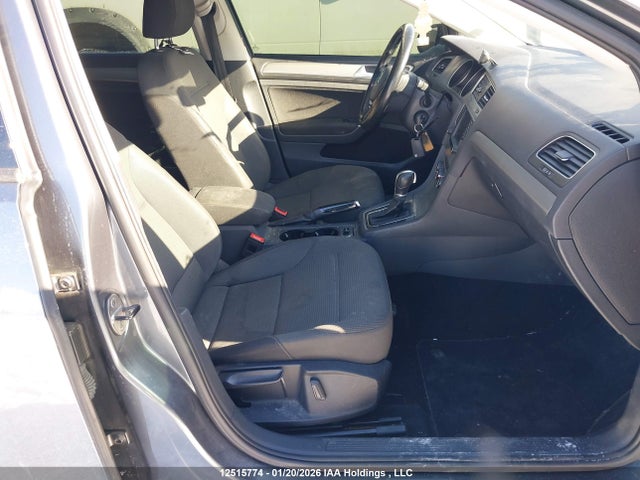 3VWC17AU8GM517846 Volkswagen Golf Sportwagon 1.8 Tsi Comfortline/1.8 Tsi Highline/1.8 Tsi Trendline