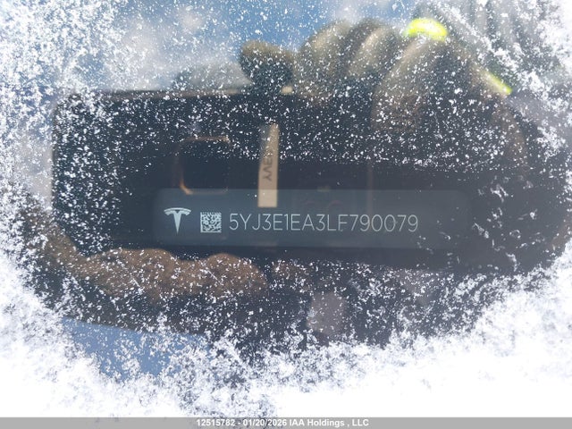 12515782 :رقم المزاد ، 5YJ3E1EA3LF790079 vin ، 2020 Tesla Model 3 Standard Range Plus مزاد بيع