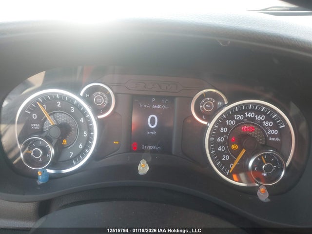 12515794 :رقم المزاد ، 3C6UR5DJ9LG228187 vin ، 2020 Ram 2500 Big Horn مزاد بيع