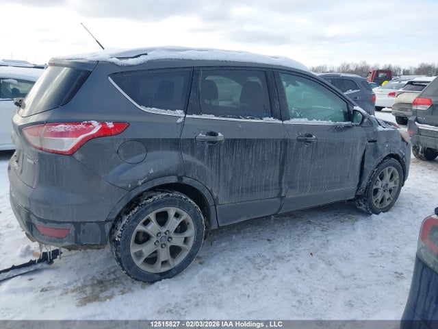1FMCU9J91GUC70419 Ford Escape Titanium