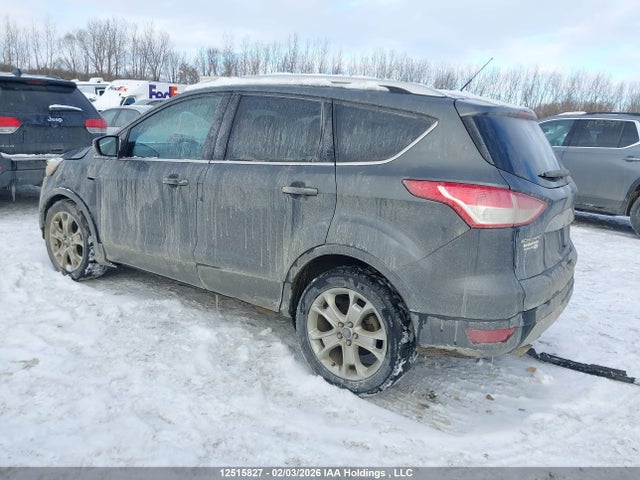 1FMCU9J91GUC70419 Ford Escape Titanium