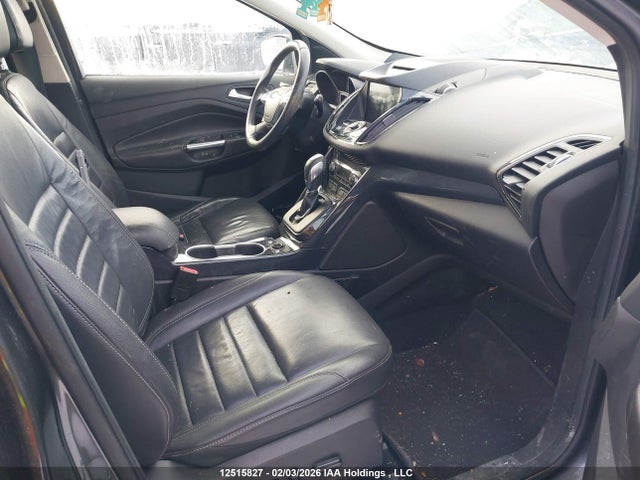 1FMCU9J91GUC70419 Ford Escape Titanium