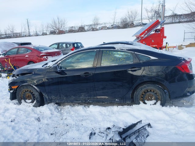 Honda Civic 2018 2HGFC2E28JH004304 Image 15