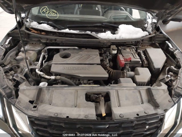 JN8BT3DD6NW273631 Nissan Rogue