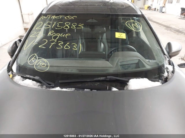 JN8BT3DD6NW273631 Nissan Rogue
