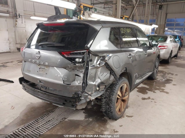 JN8BT3DD6NW273631 Nissan Rogue