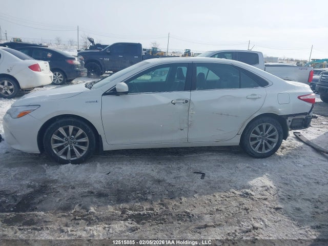 4T1BD1FK0HU226907 Toyota Camry Hybrid Xle