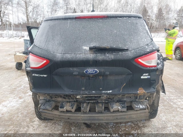 1FMCU9GX7GUA33603 Ford ESCAPE SE