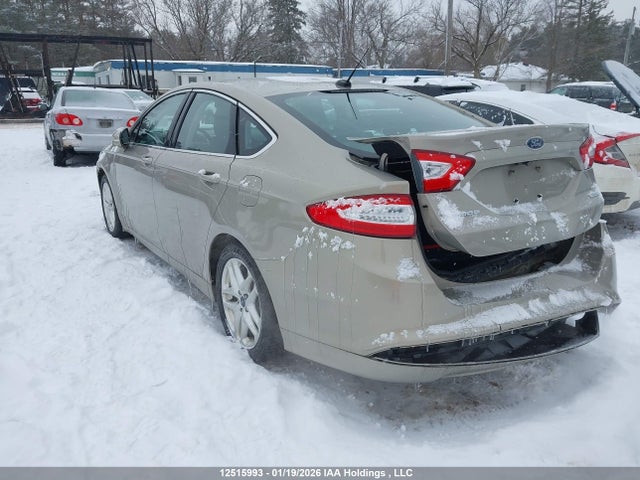 3FA6P0HD1GR107863 Ford FUSION SE