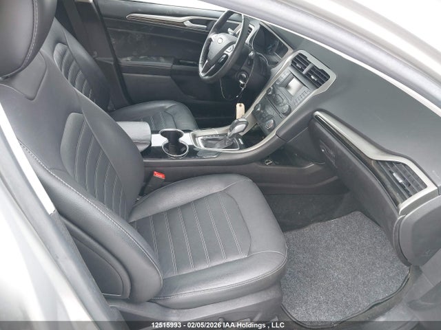 3FA6P0HD1GR107863 Ford FUSION SE
