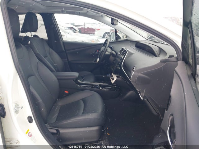 Toyota Prius Technology 2018 JTDKARFU8J3068101 Image 5