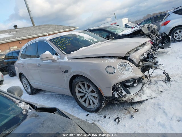 Bentley Bentayga 2017 SJAAC2ZV3HC014816 Image 13