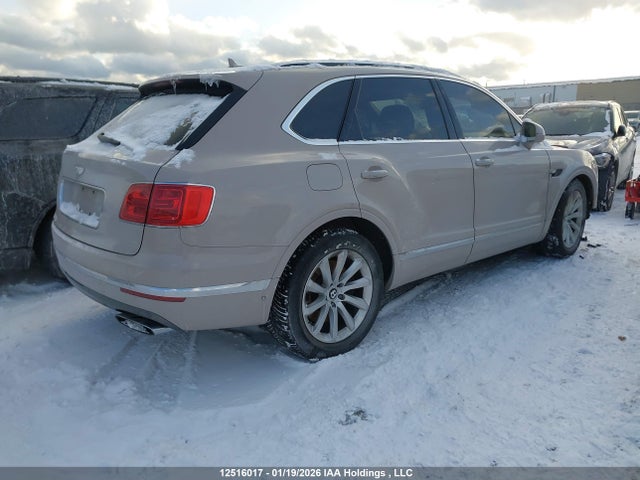 Bentley Bentayga 2017 SJAAC2ZV3HC014816 Image 4